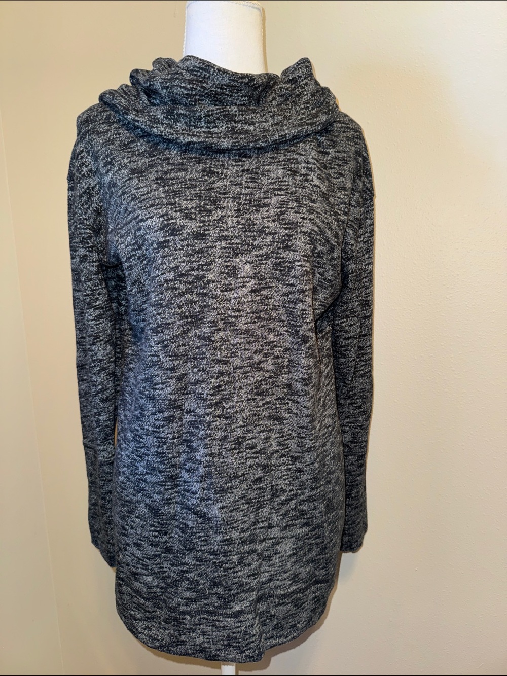 Merona Women’s Black Marled Cowl Neck Tunic Sweatshirt - Large